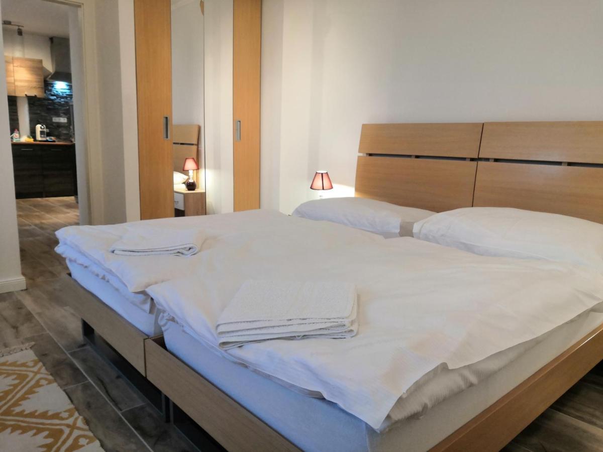 Vehlovice Apartments Melnik Ngoại thất bức ảnh